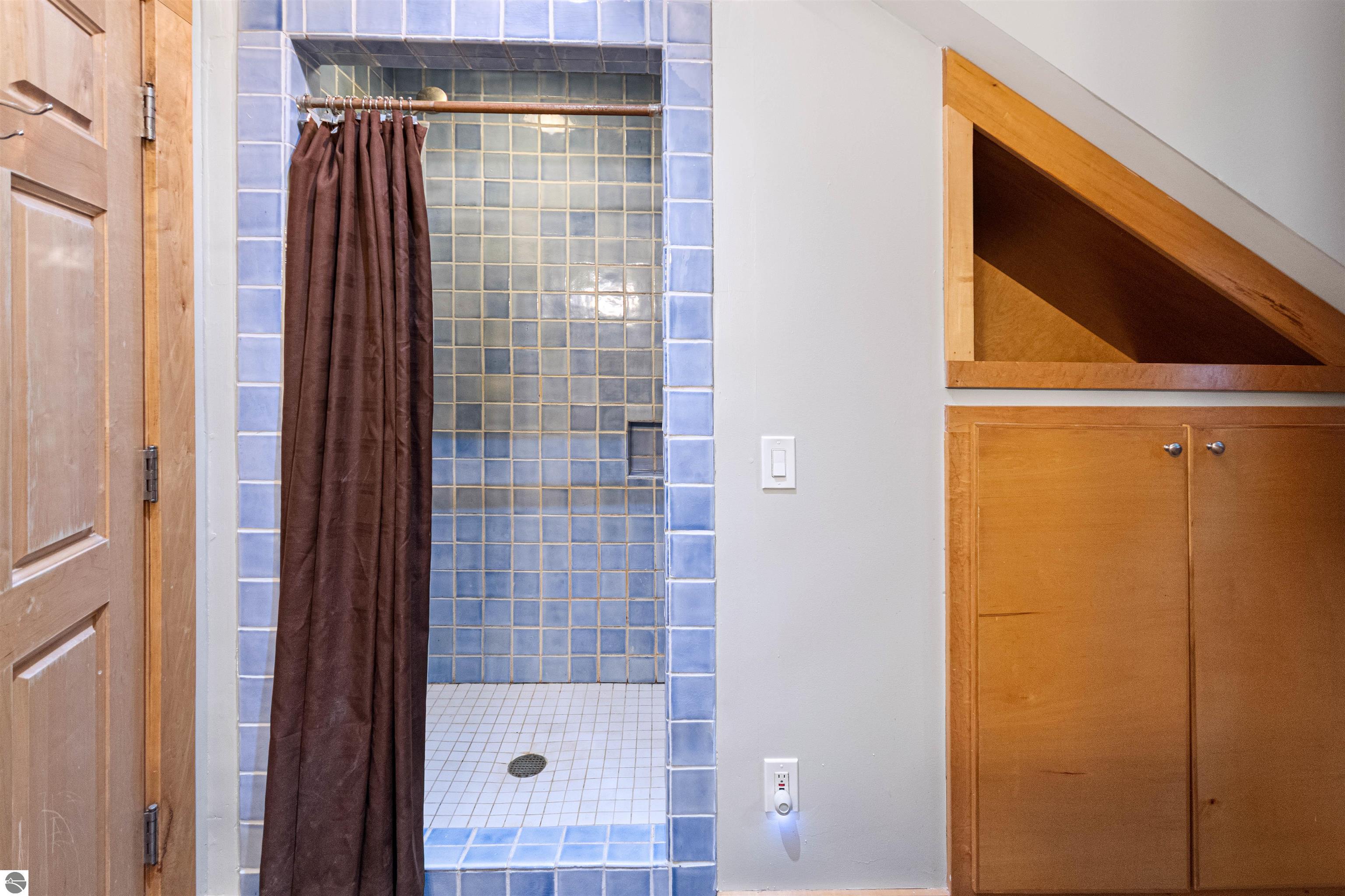 Lake Ann, Michigan, 49650, United States, 3 Bedrooms Bedrooms, ,1 BathroomBathrooms,Residential,For Sale,1941921