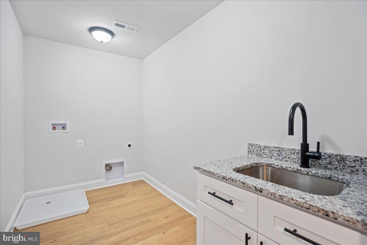 Hughesville, Maryland, 20637, United States, 5 Bedrooms Bedrooms, ,4 BathroomsBathrooms,Residential,For Sale,2009668