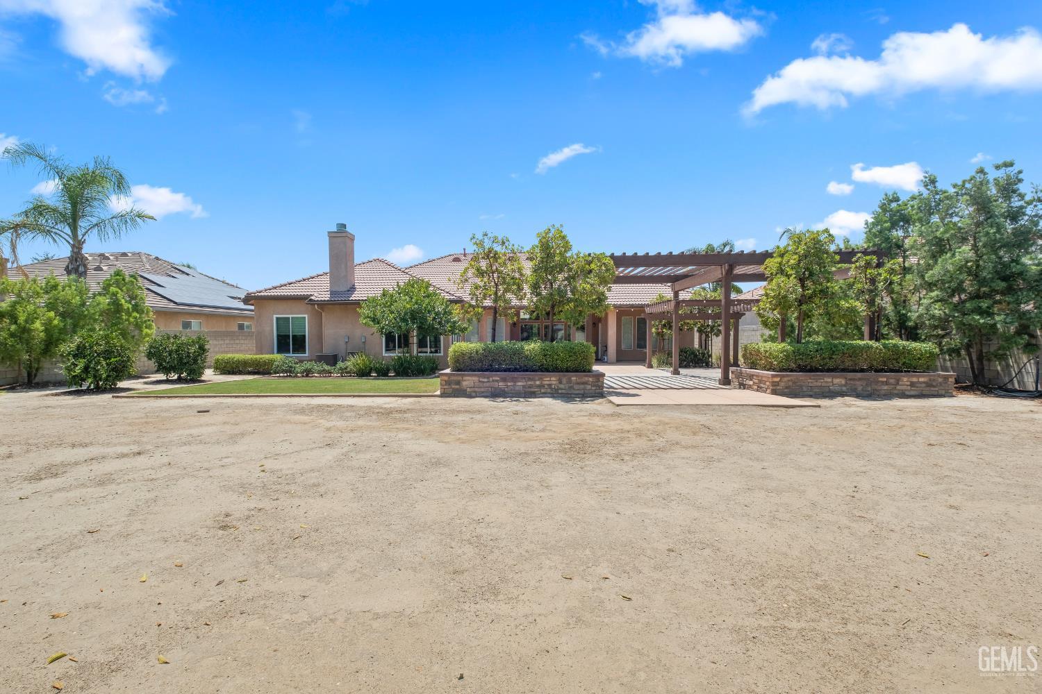 Bakersfield, California, 93314, United States, 5 Bedrooms Bedrooms, ,3 BathroomsBathrooms,Residential,For Sale,2012107