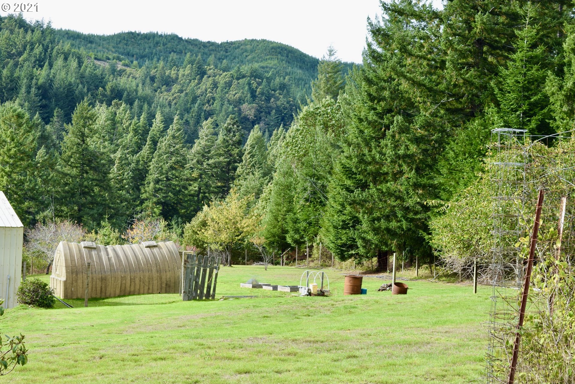 Gold Beach, Oregon, 97444, United States, 3 Bedrooms Bedrooms, ,1 BathroomBathrooms,Residential,For Sale,1980653