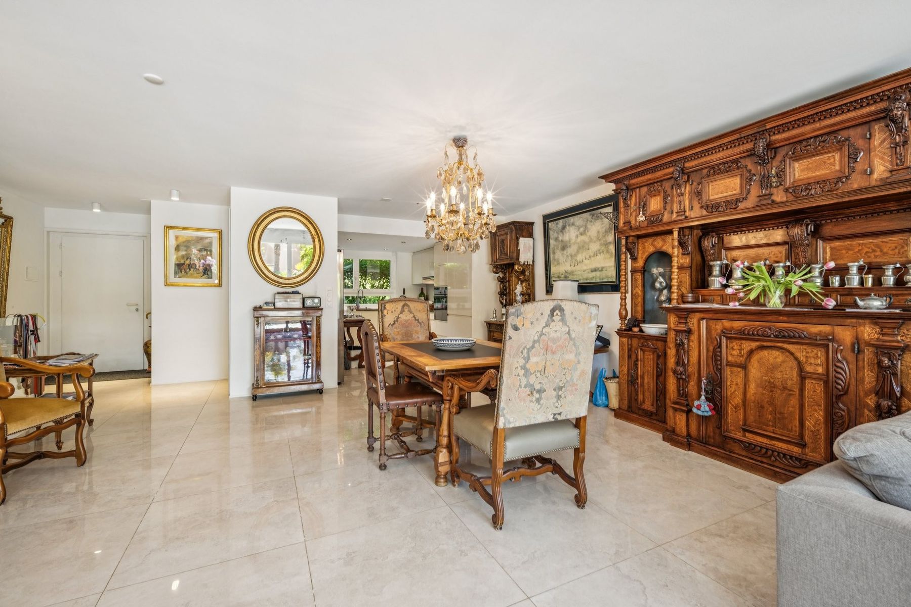  Magnificent villa-style duplex apartment - 物件實景