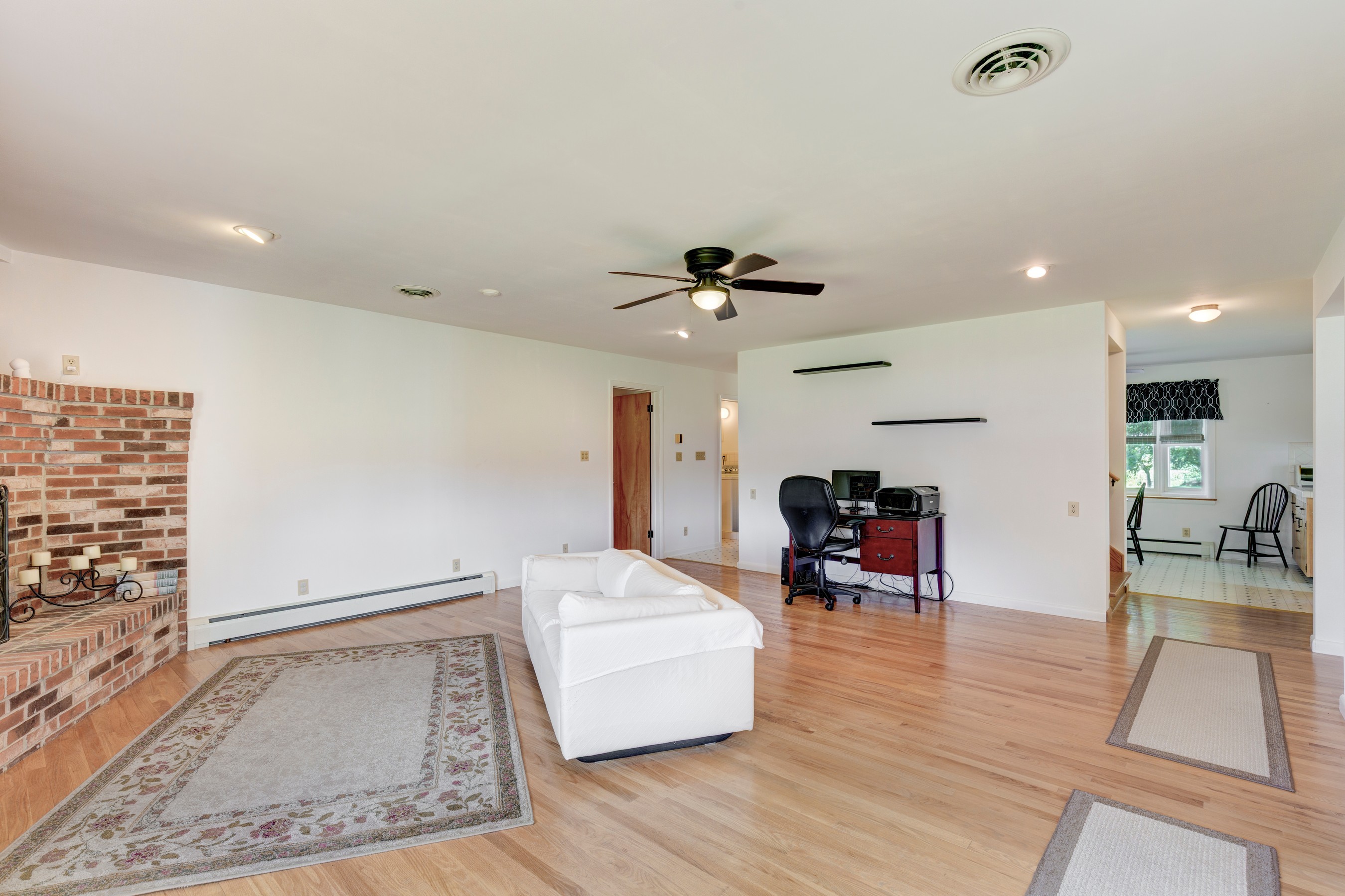  NONE AVAILABLE - 物件實景