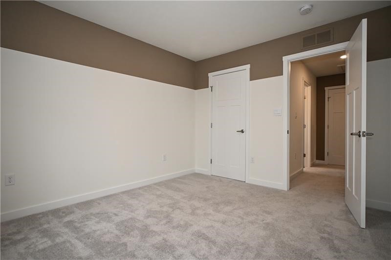 Oakdale, Pennsylvania, 15071, United States, 4 Bedrooms Bedrooms, ,4 BathroomsBathrooms,Residential,For Sale,2025427