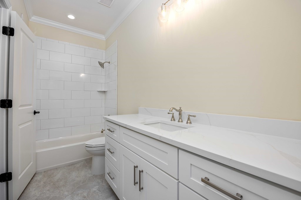 Columbus, Georgia, 31904, United States, 5 Bedrooms Bedrooms, ,5 BathroomsBathrooms,Residential,For Sale,1906061
