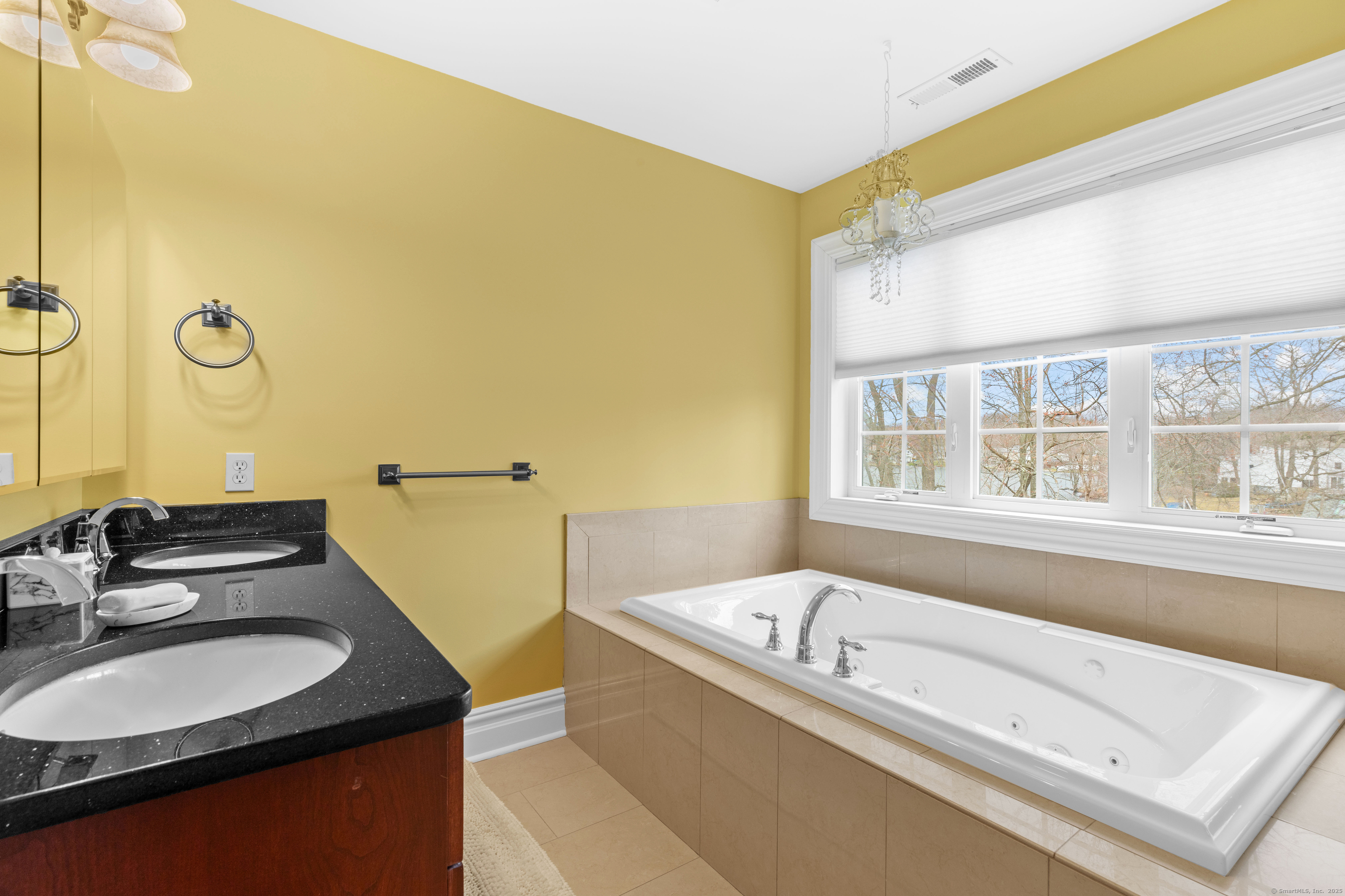 Wolcott, Connecticut, 06716, United States, 3 Bedrooms Bedrooms, ,4 BathroomsBathrooms,Residential,For Sale,1932015