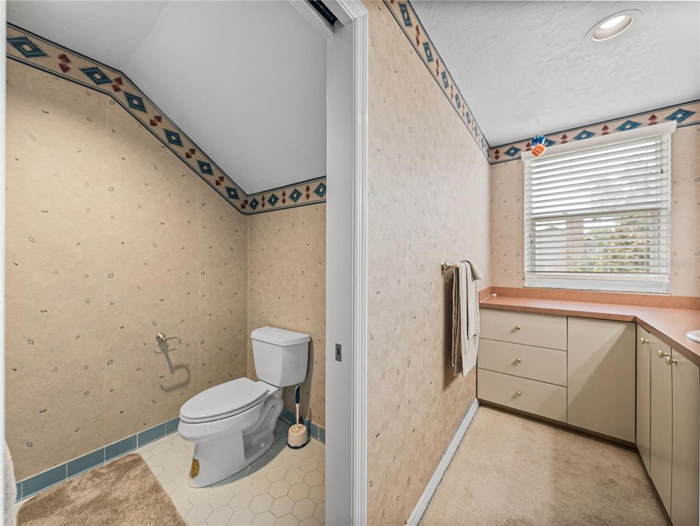 Winter Haven, Florida, 33884, United States, 3 Bedrooms Bedrooms, ,4 BathroomsBathrooms,Residential,For Sale,1895737