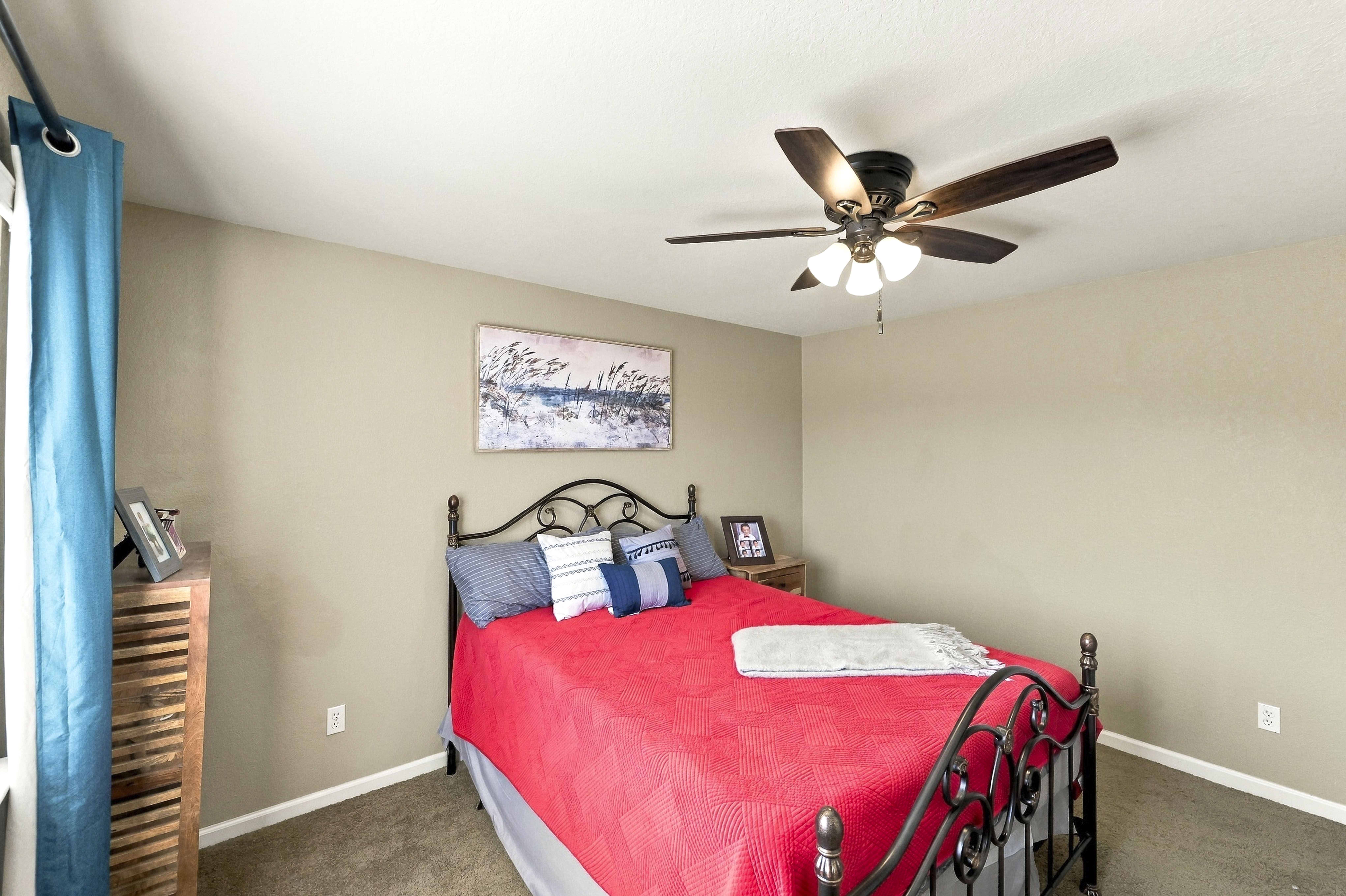  Expansive Paseo West Home with Poolside Living - 物件實景
