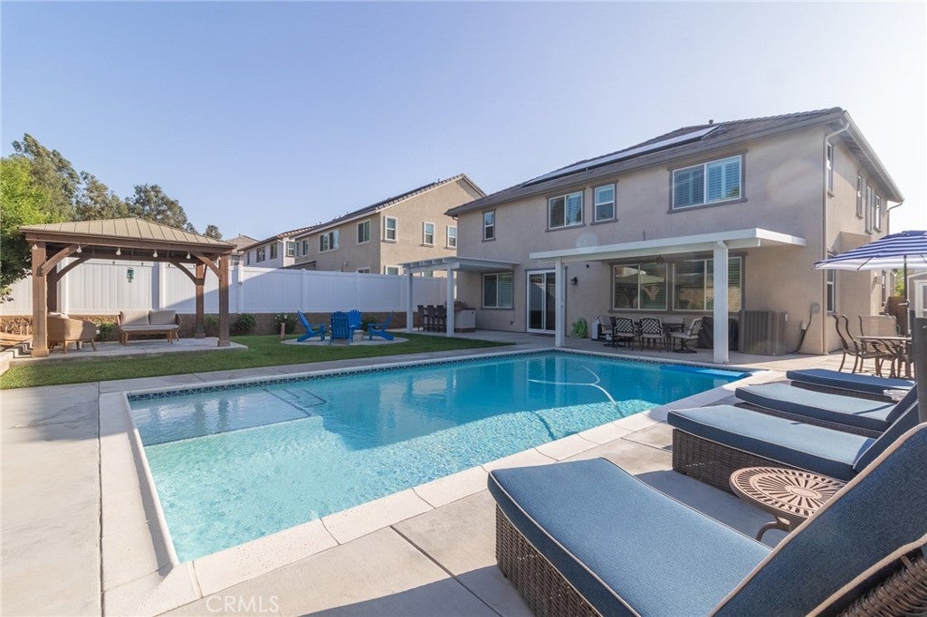 Redlands, California, 92374, United States, 5 Bedrooms Bedrooms, ,4 BathroomsBathrooms,Residential,For Sale,1974798