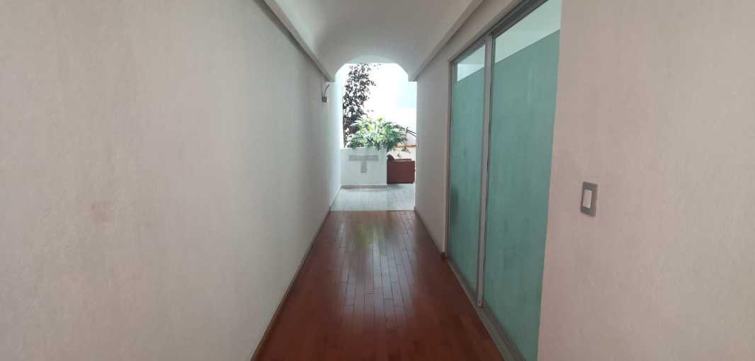 Nogales, Corregidora, Querétaro, 76904, Mexico, 4 Bedrooms Bedrooms, ,8 BathroomsBathrooms,Residential,For Sale,Nogales,1621493
