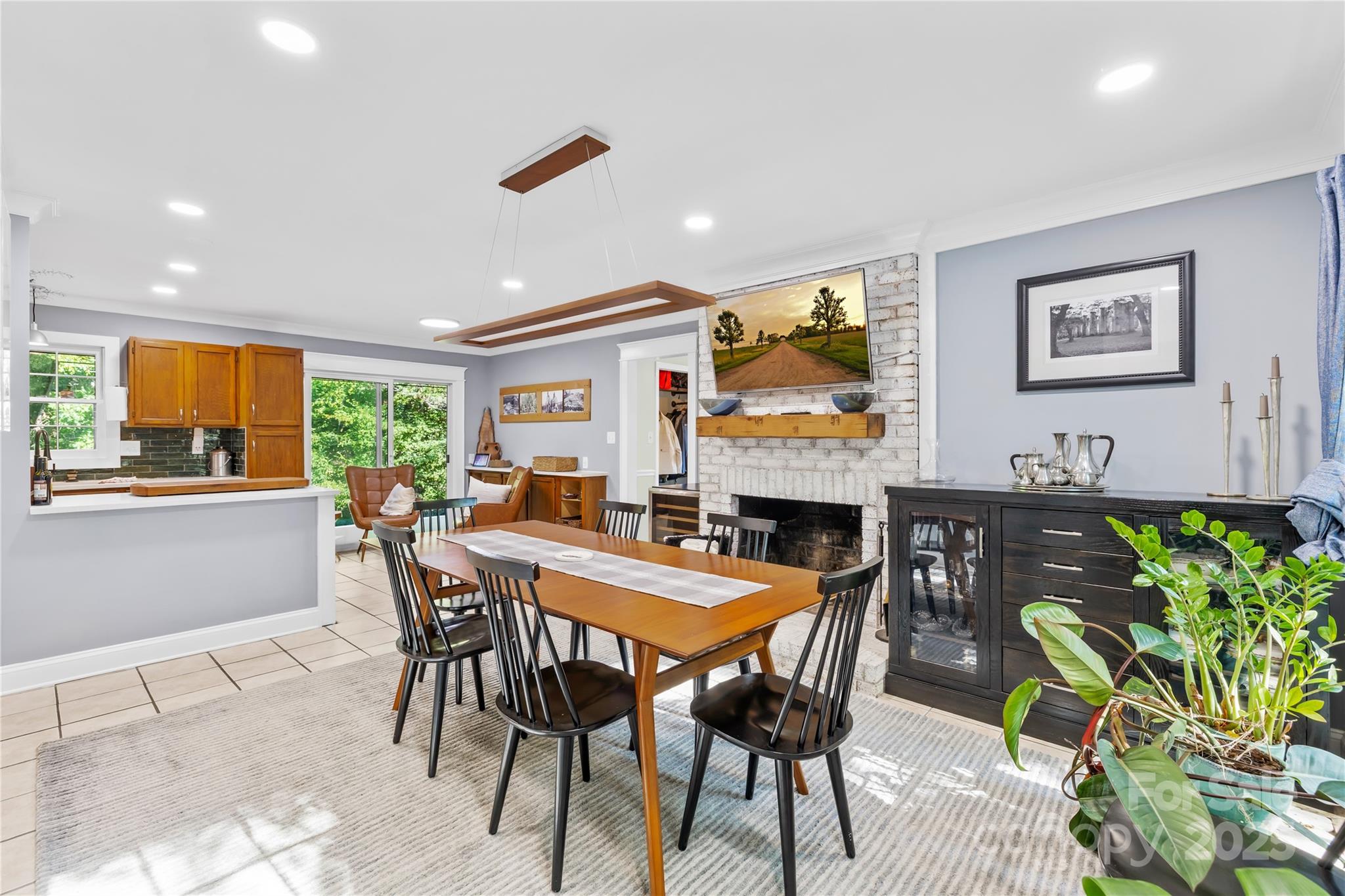 Matthews, North Carolina, 28105, United States, 3 Bedrooms Bedrooms, ,3 BathroomsBathrooms,Residential,For Sale,1948872
