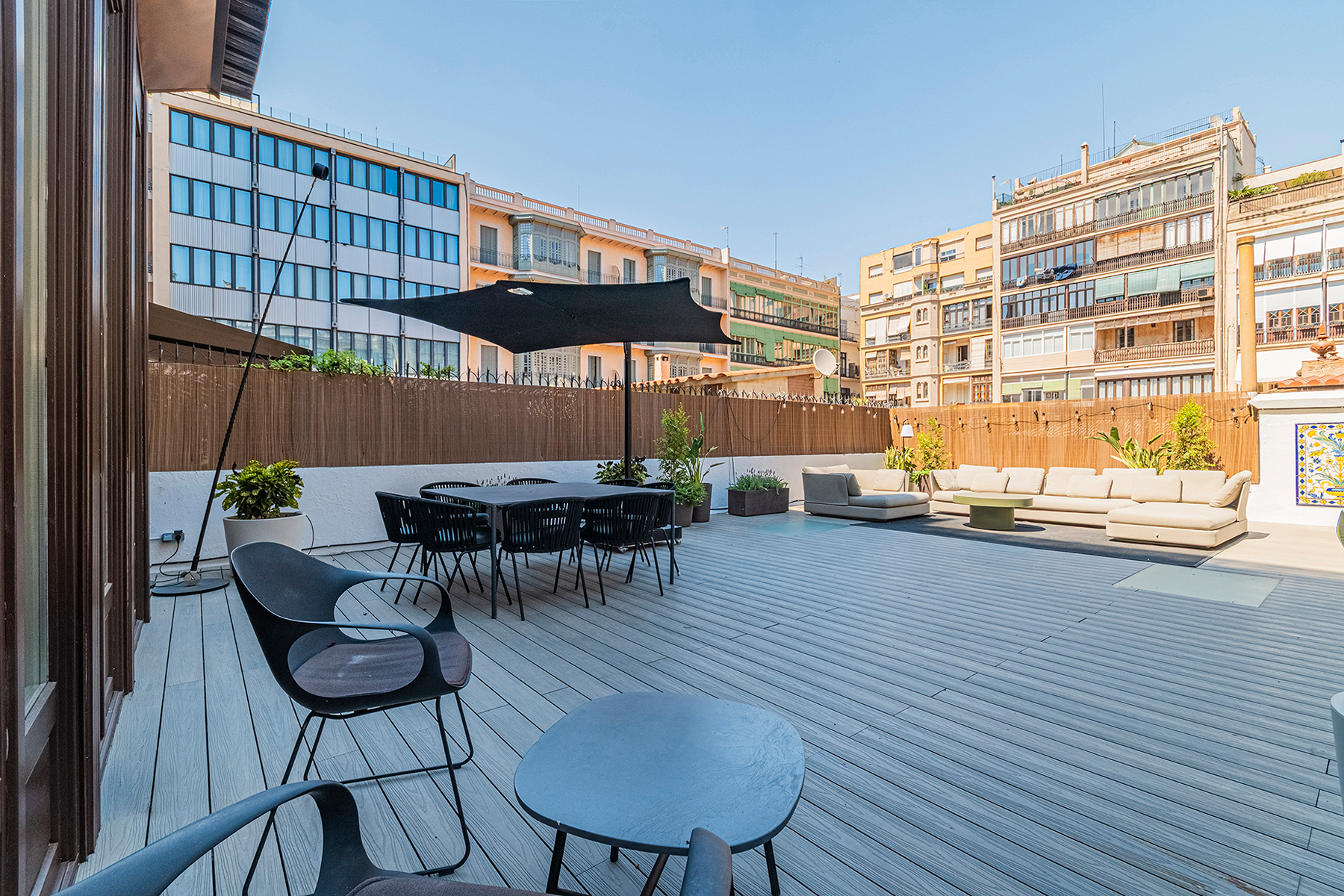  Extraordinary Modernist apartment with private terrace - 物件實景