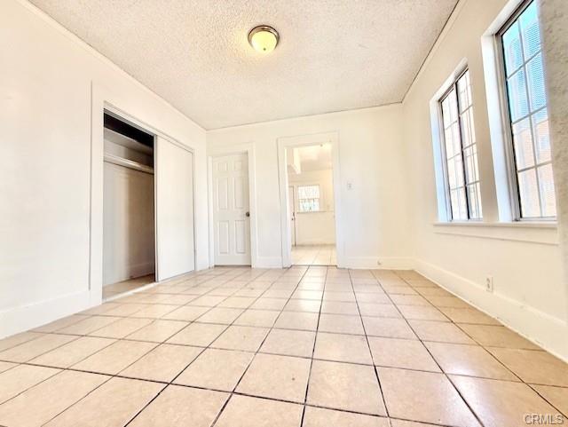 Los Angeles, California, 90011, United States, 2 Bedrooms Bedrooms, ,Residential,For Sale,2009753