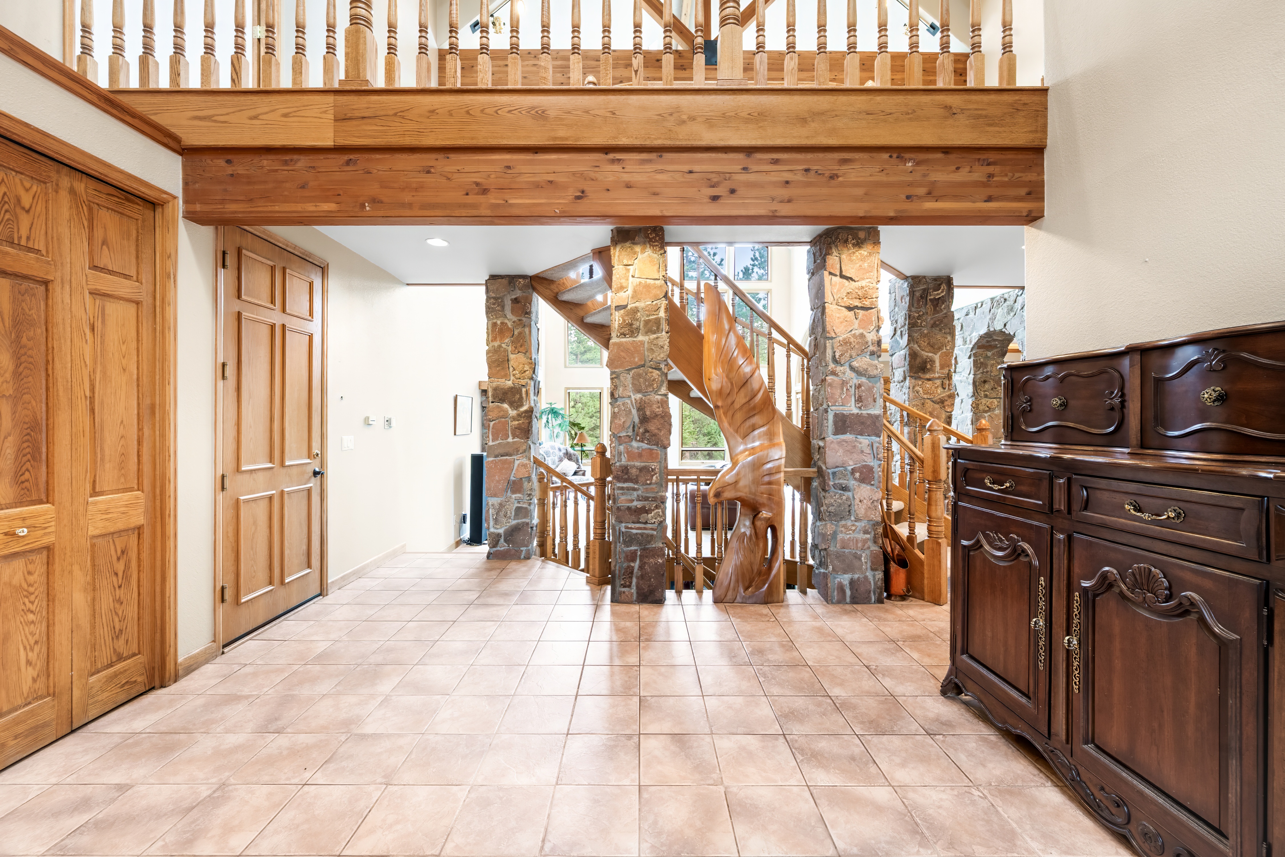  Colorado Living in Impressive 8,200 sq ft Home Backing to Pike National Forest - 物件實景