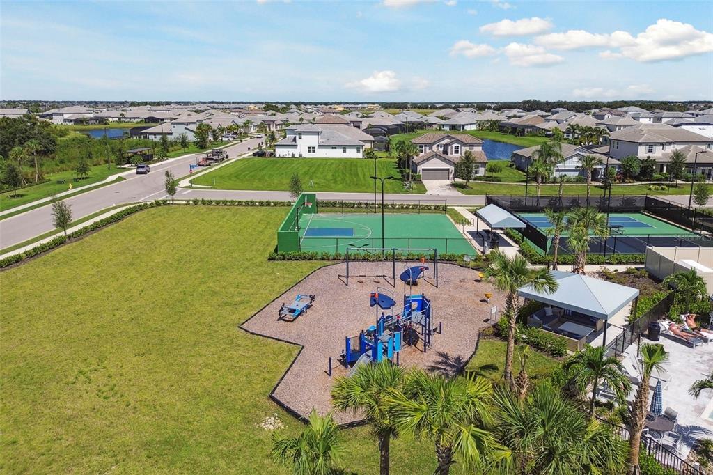 Bradenton, Florida, 34211, United States, 3 Bedrooms Bedrooms, ,3 BathroomsBathrooms,Residential,For Sale,1840439