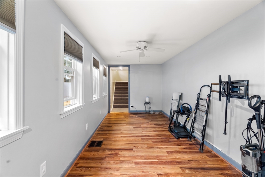 Swampscott, Massachusetts, 01907, United States, 4 Bedrooms Bedrooms, ,2 BathroomsBathrooms,Residential,For Sale,1989409