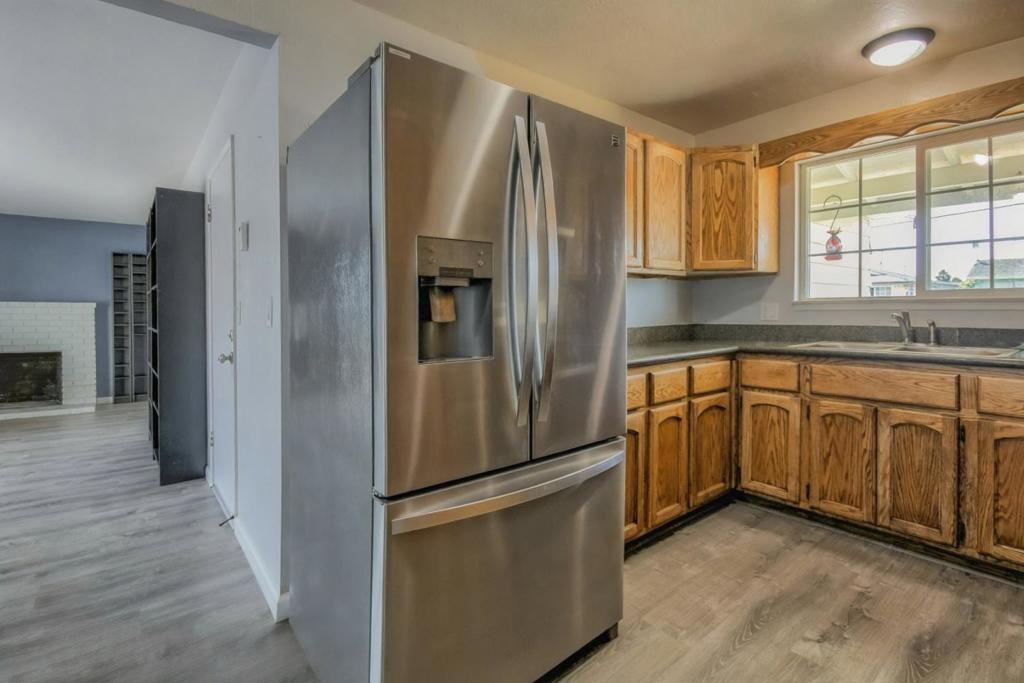 Watsonville, California, 95076, United States, 3 Bedrooms Bedrooms, ,2 BathroomsBathrooms,Residential,For Sale,1976006