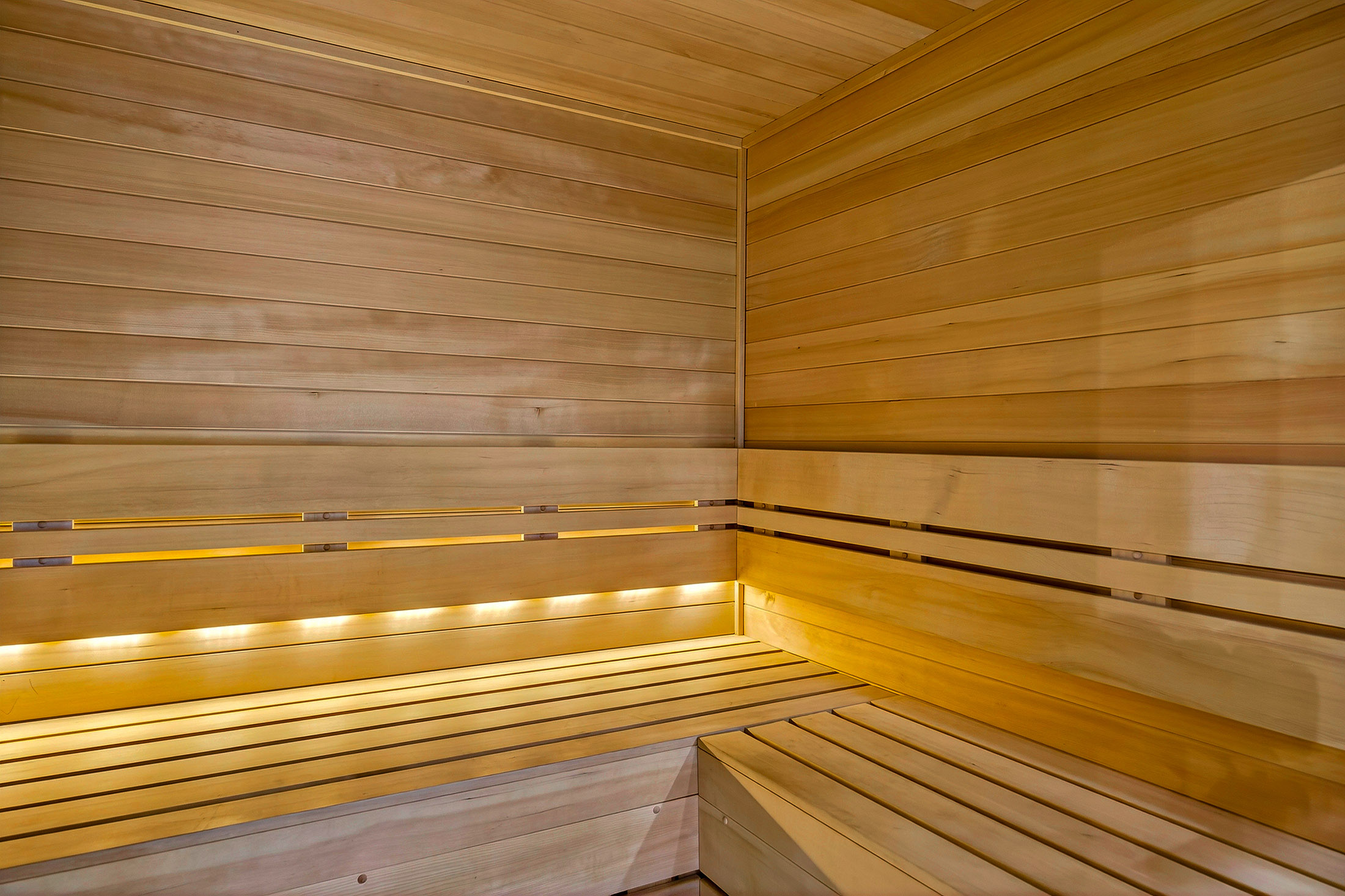  Exceptional Gated Estate with Resort-caliber Grounds - 物件實景