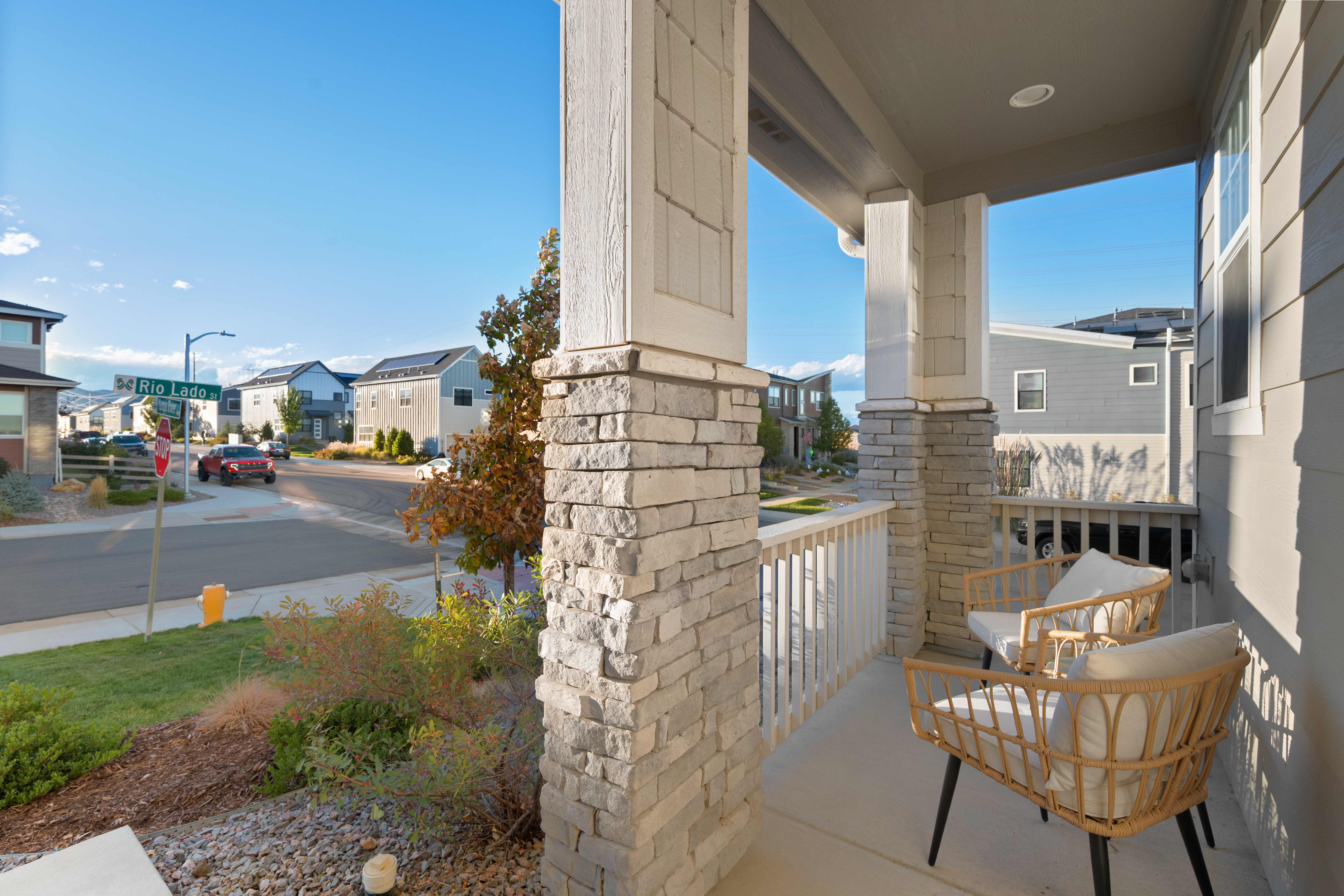  Set on an oversized corner lot in Sterling Ranch - 物件實景