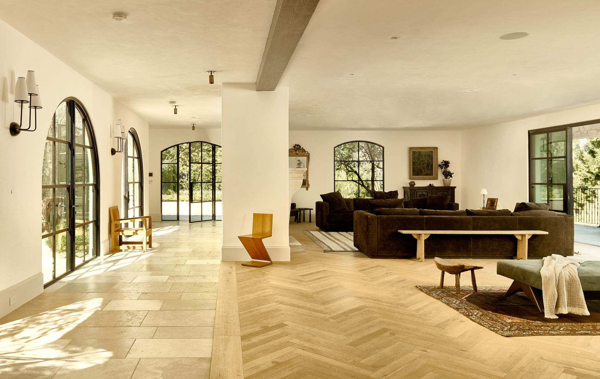  701 Nimes Rd - 物件實景