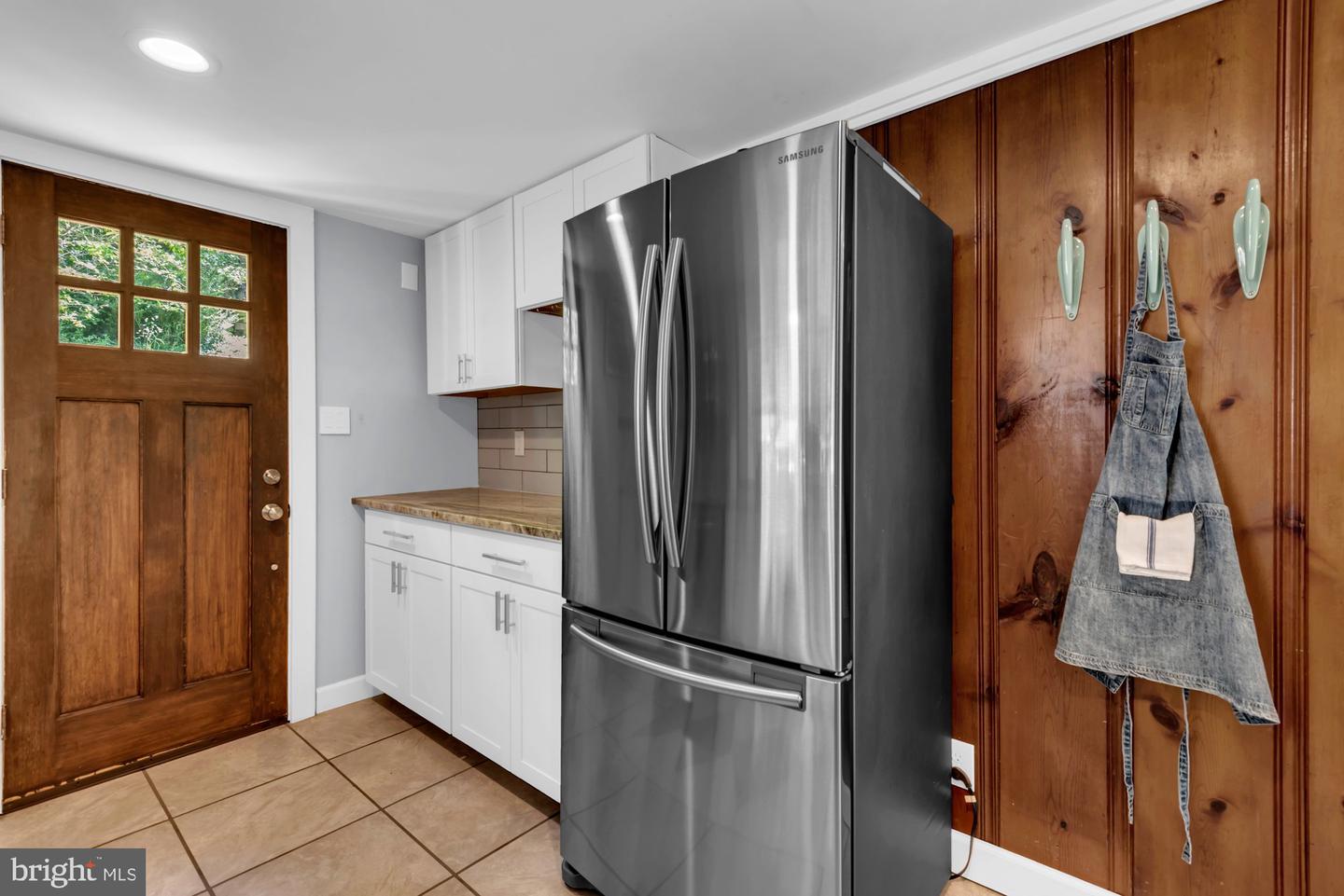 Pasadena, Maryland, 21122, United States, 2 Bedrooms Bedrooms, ,2 BathroomsBathrooms,Residential,For Sale,1837604