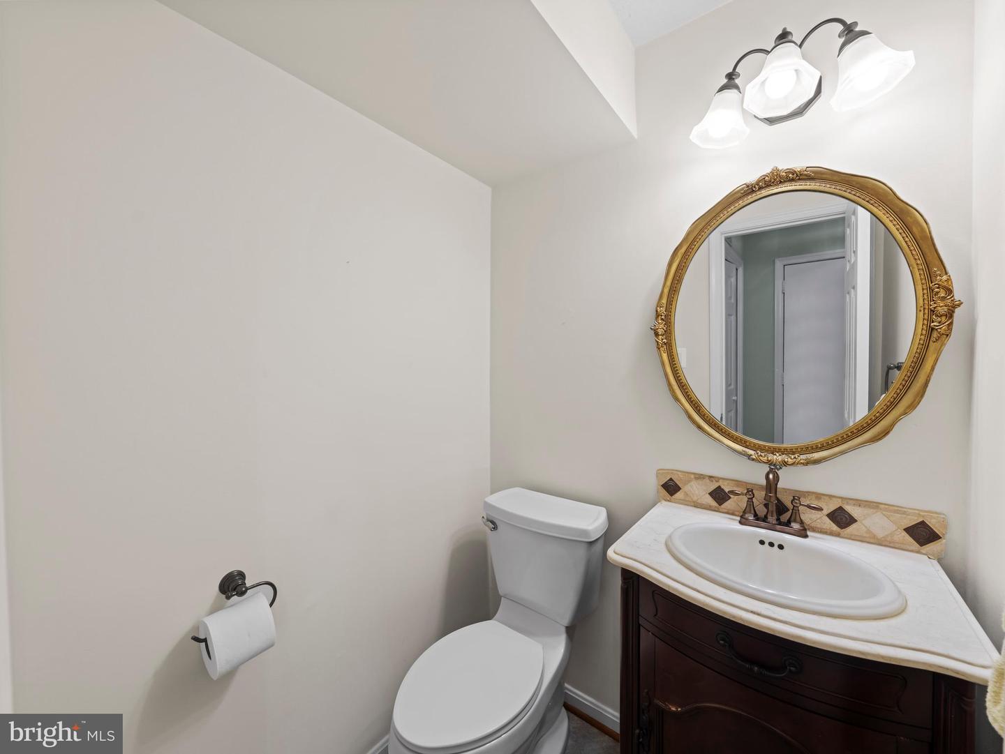 Annandale, Virginia, 22003, United States, 3 Bedrooms Bedrooms, ,4 BathroomsBathrooms,Residential,For Sale,2001924