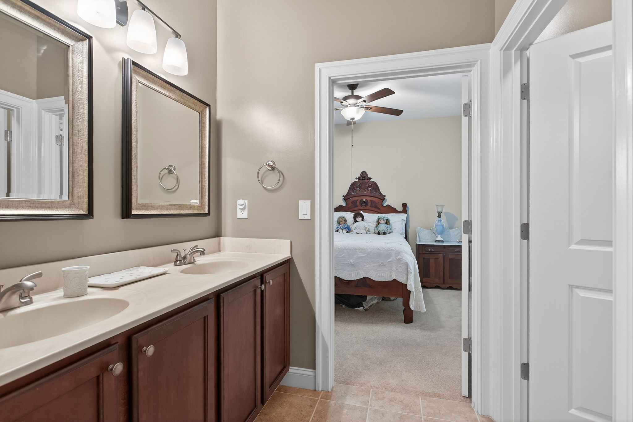 Chesapeake, Virginia, 23320, United States, 3 Bedrooms Bedrooms, ,3 BathroomsBathrooms,Residential,For Sale,2007530