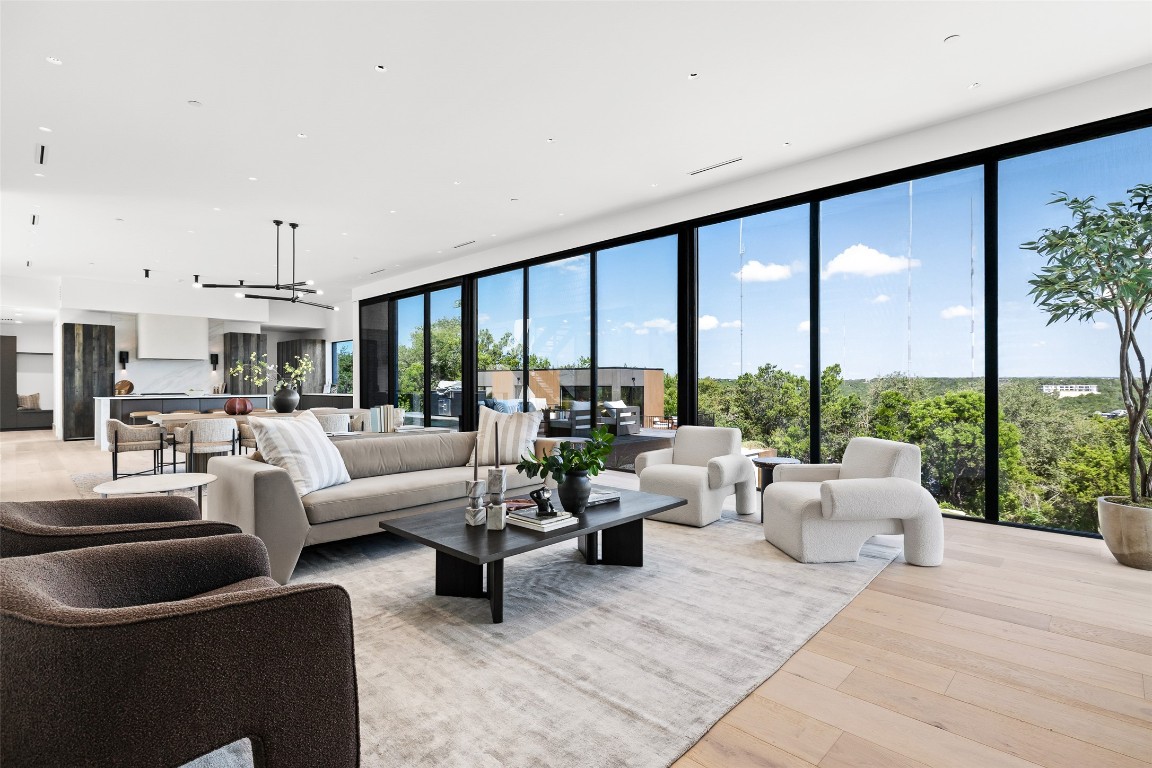 Austin, Texas, 78746, United States, 5 Bedrooms Bedrooms, ,7 BathroomsBathrooms,Residential,For Sale,1925682