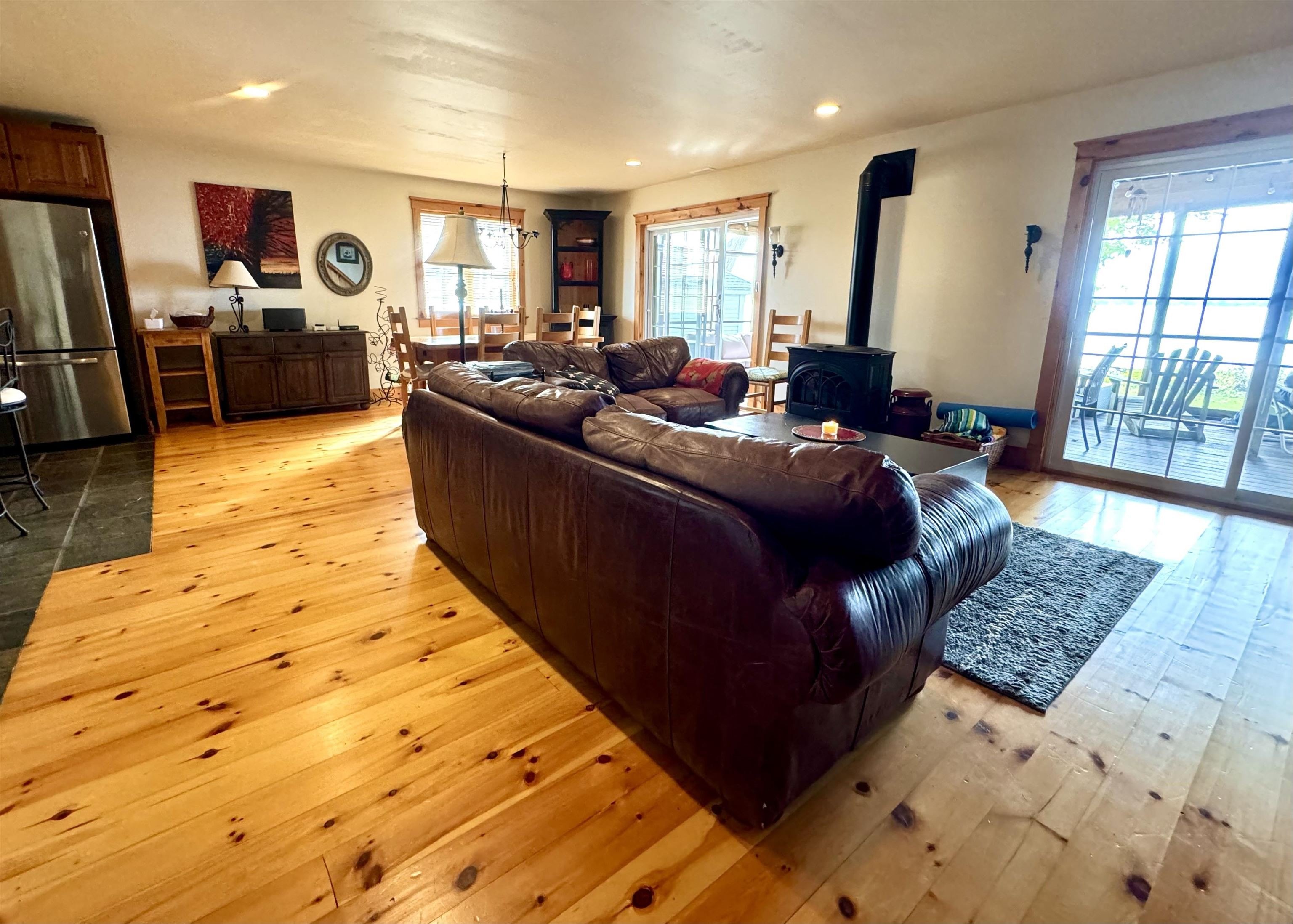 Alburgh, Vermont, 05440, United States, 3 Bedrooms Bedrooms, ,2 BathroomsBathrooms,Residential,For Sale,1981784