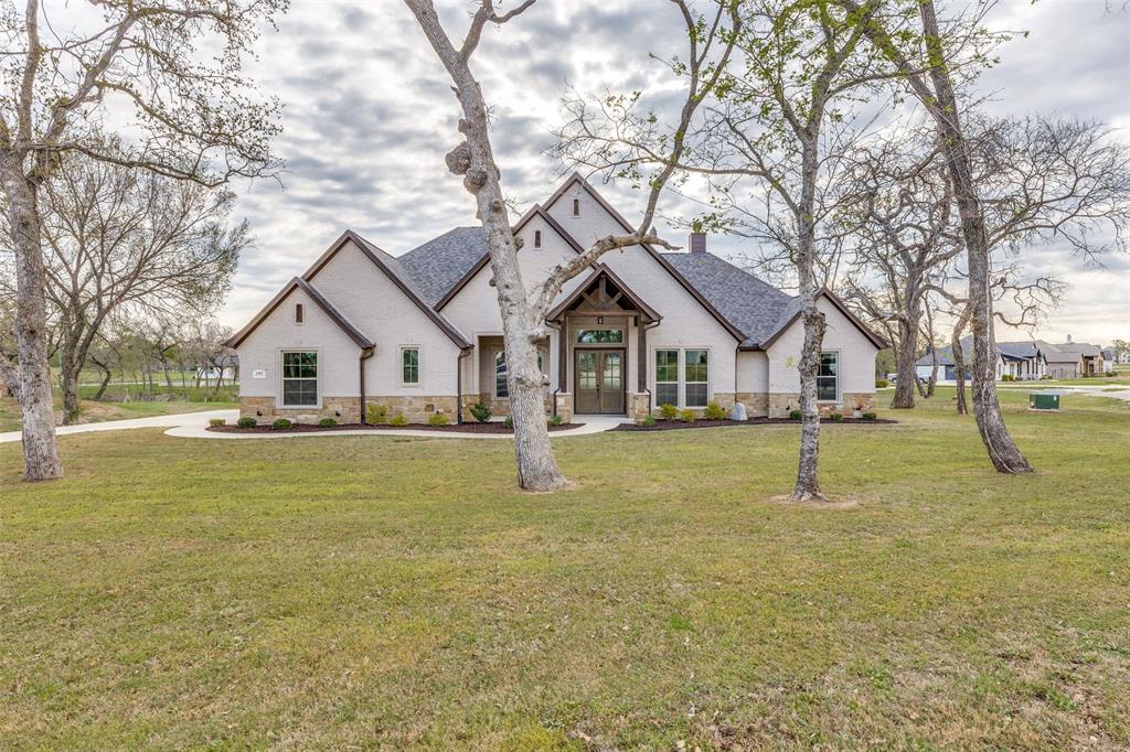 Springtown, Texas, 76082, United States, 4 Bedrooms Bedrooms, ,3 BathroomsBathrooms,Residential,For Sale,1982023
