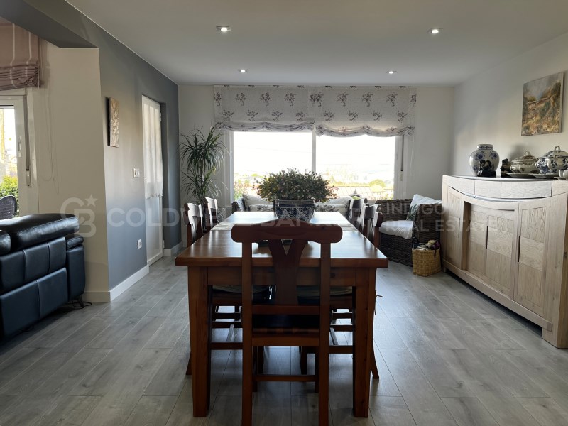 Pontevedra, Vigo, Comesa?a - Matam?, Matam? Pontev, Vigo, Galicia, ES, 4 Bedrooms Bedrooms, ,3 BathroomsBathrooms,Residential,For Sale,Pontevedra, Vigo, Comesa?a - Matam?, Matam? Pontev,1599052