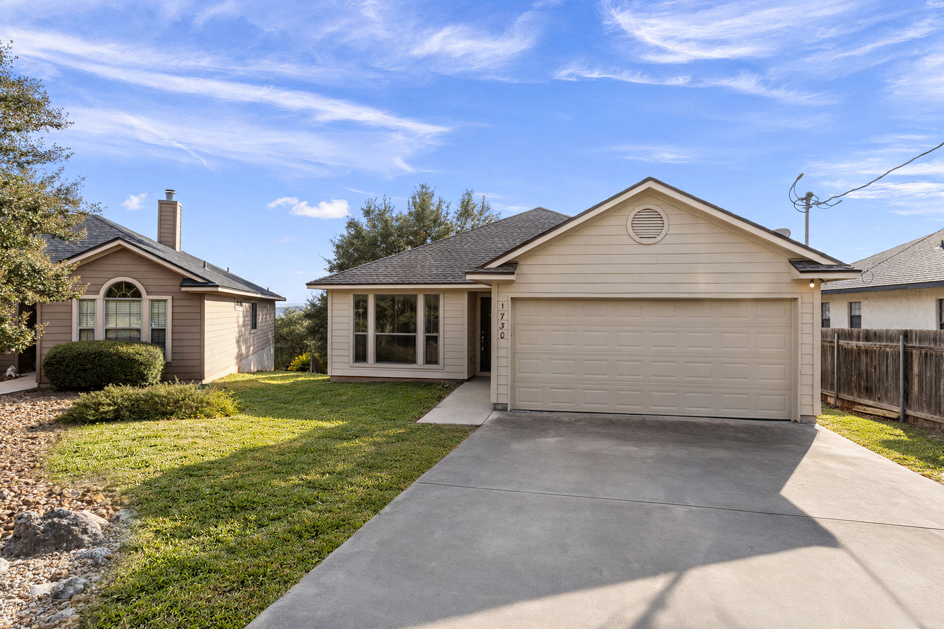  Charming Canyon Lake Home - 物件實景