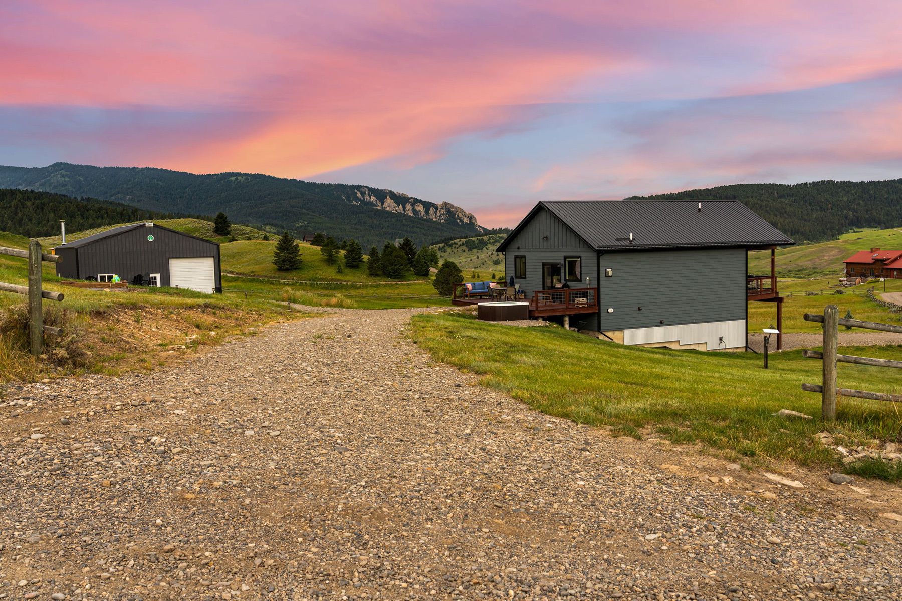  215 Timberline Creek Dr - 物件實景