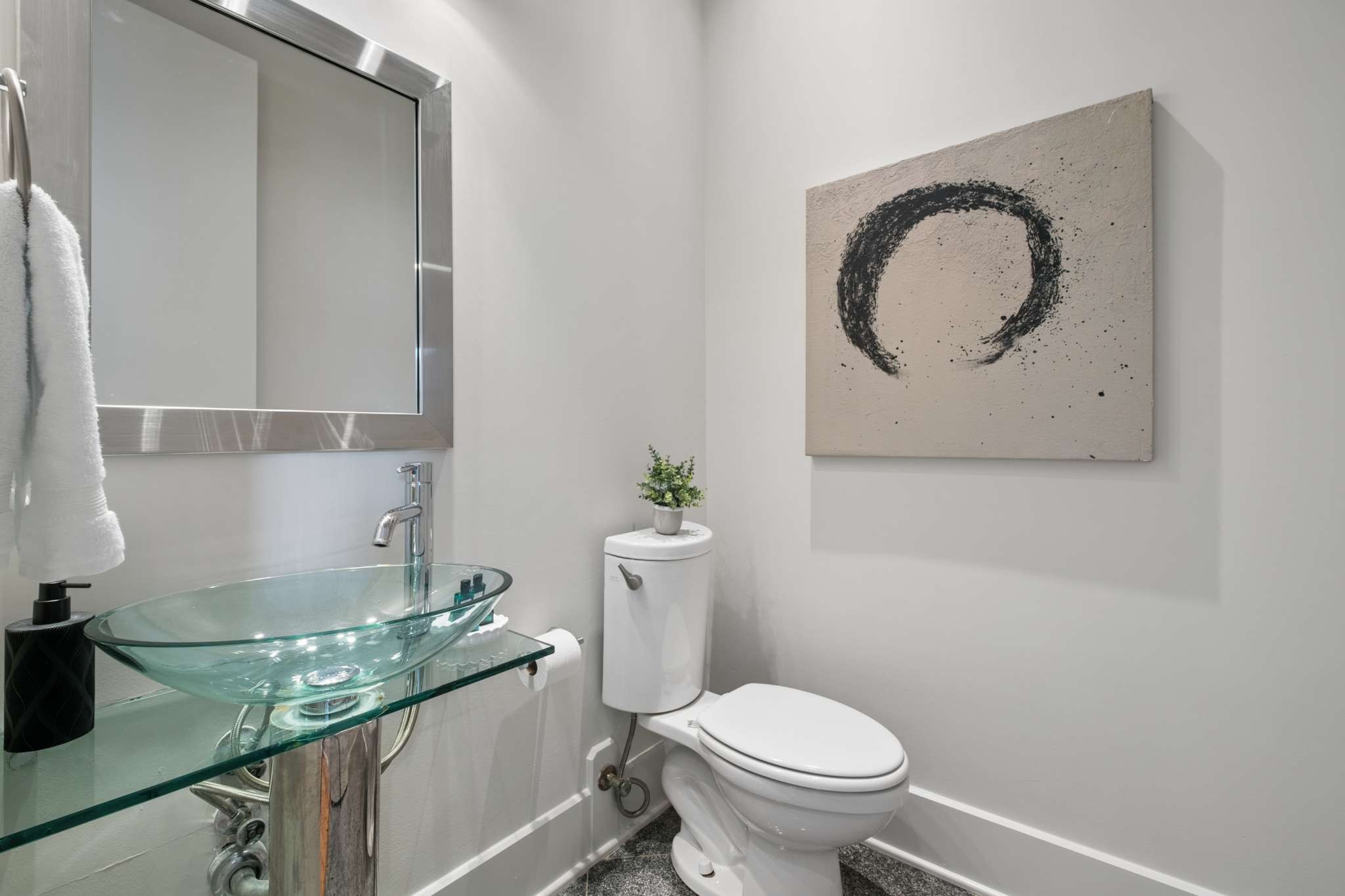  418 Van Buren St, Nashville, TN, 37208 - 物件實景