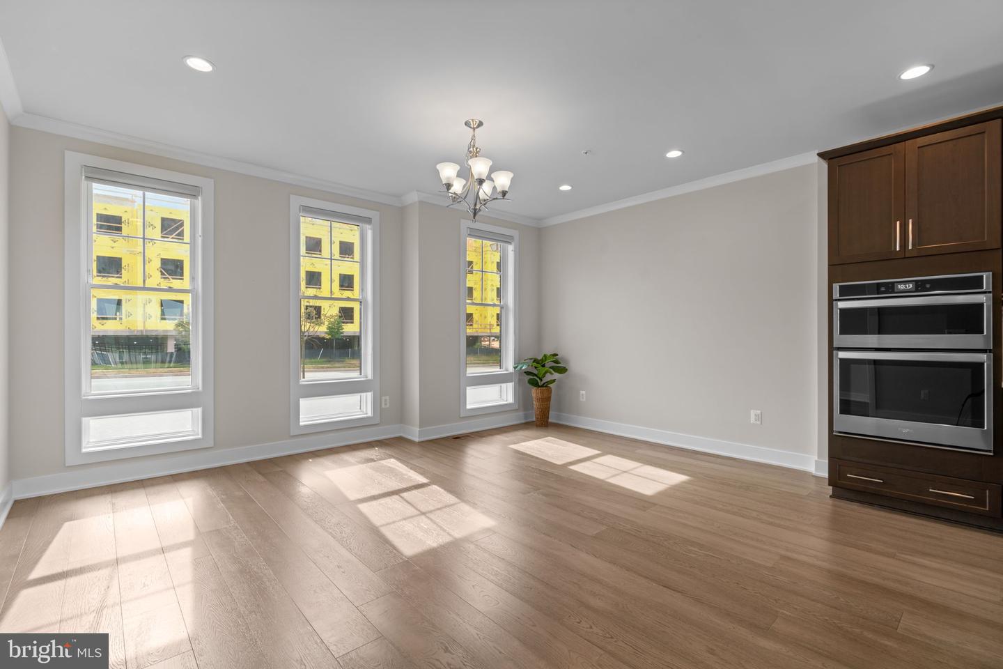 Ellicott City, Maryland, 21042, United States, 3 Bedrooms Bedrooms, ,4 BathroomsBathrooms,Residential,For Sale,1933185