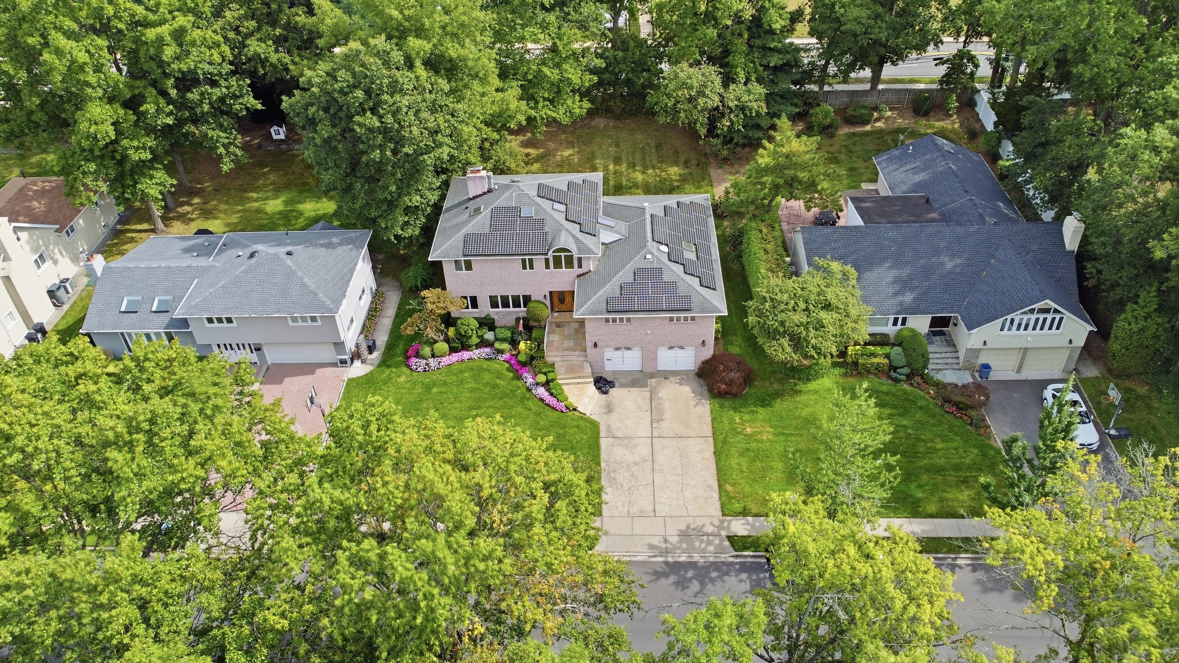  8 Hamilton Drive, Roslyn, NY, 11576 - 物件實景