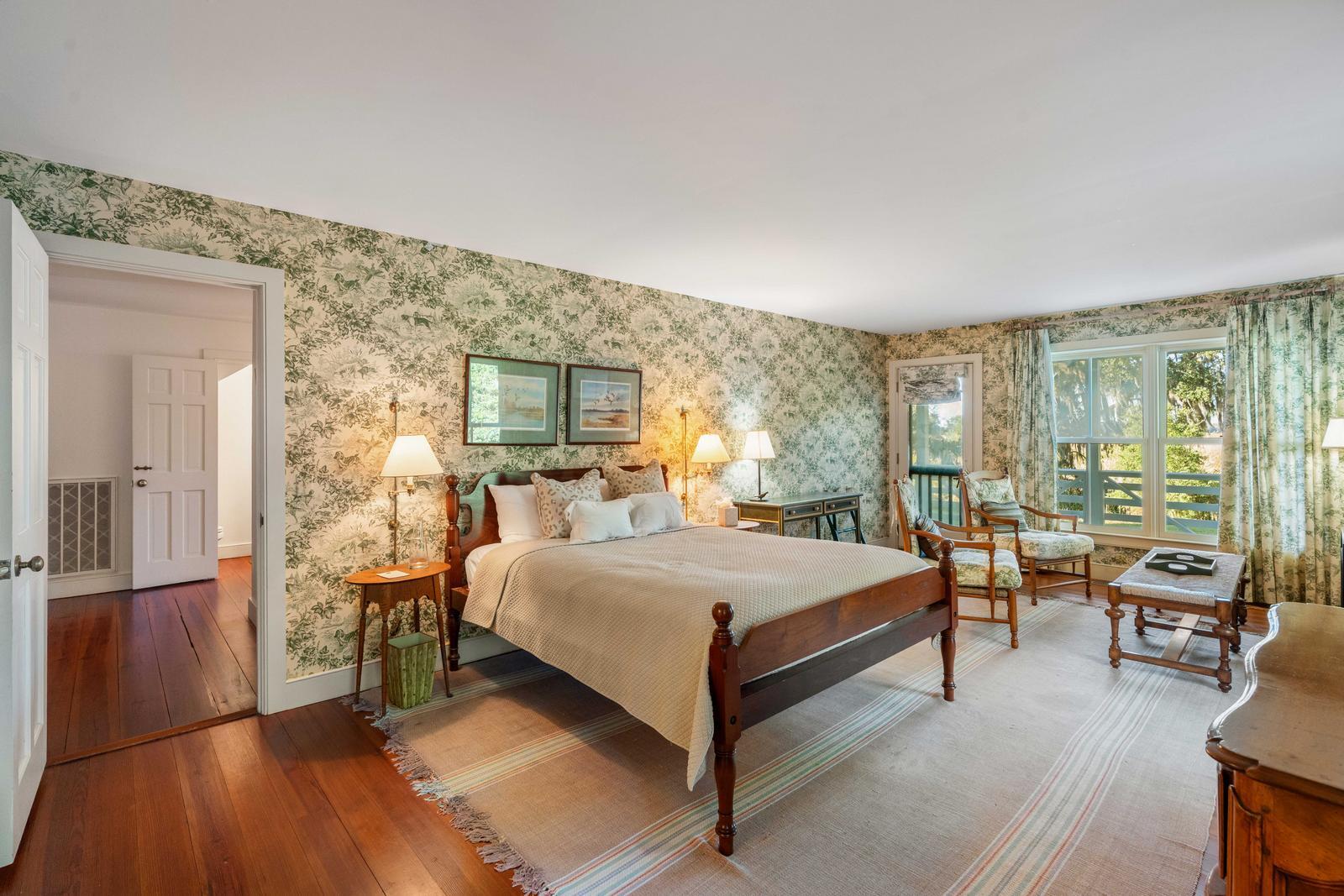 Yemassee, South Carolina, 29945, United States, 6 Bedrooms Bedrooms, ,7 BathroomsBathrooms,Residential,For Sale,1989284