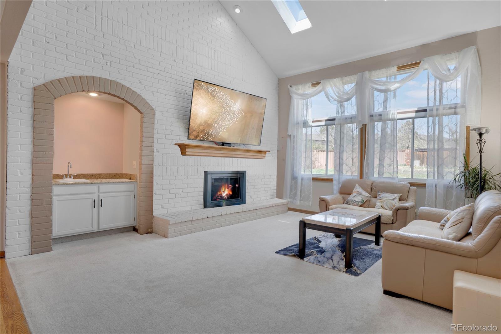 Centennial, Colorado, 80015, United States, 4 Bedrooms Bedrooms, ,3 BathroomsBathrooms,Residential,For Sale,1793969