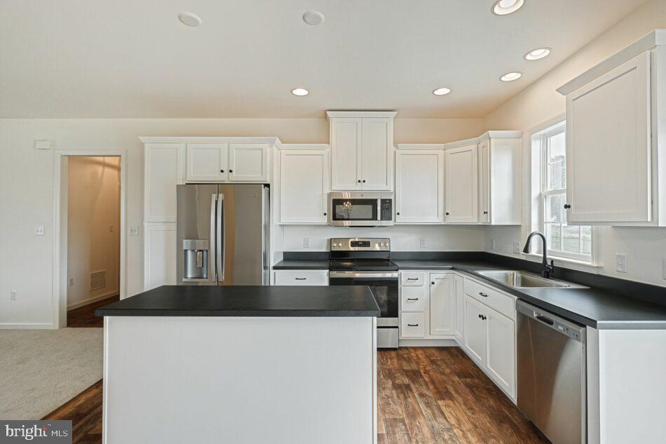 Strasburg, Pennsylvania, 17579, United States, 3 Bedrooms Bedrooms, ,2 BathroomsBathrooms,Residential,For Sale,1754697