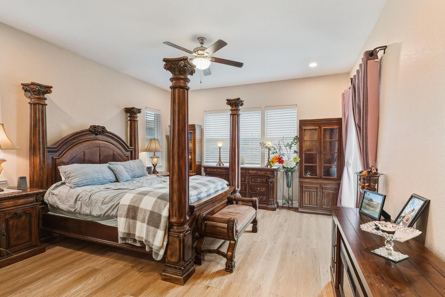 Tracy, California, 95377, United States, 4 Bedrooms Bedrooms, ,3 BathroomsBathrooms,Residential,For Sale,2001964