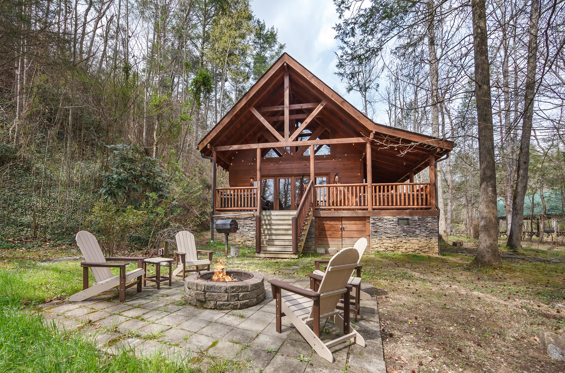 Sevierville, Tennessee, 37862, United States, 1 Bedroom Bedrooms, ,2 BathroomsBathrooms,Residential,For Sale,1979555