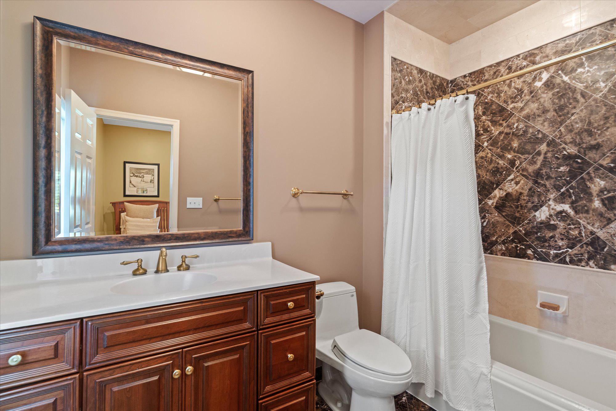  6704 Honesty Drive, Bethesda, MD, 20817 - 物件實景