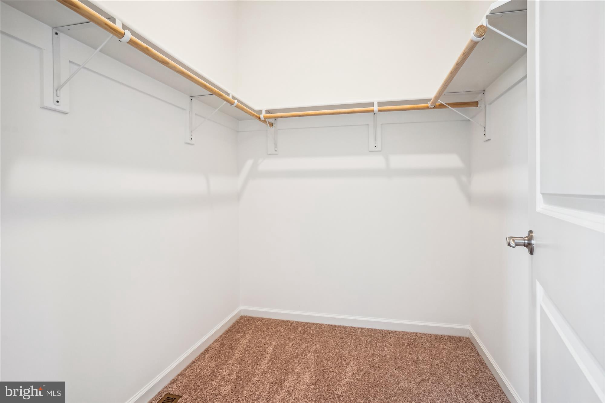 Culpeper, Virginia, 22701, United States, 3 Bedrooms Bedrooms, ,2 BathroomsBathrooms,Residential,For Sale,1980884