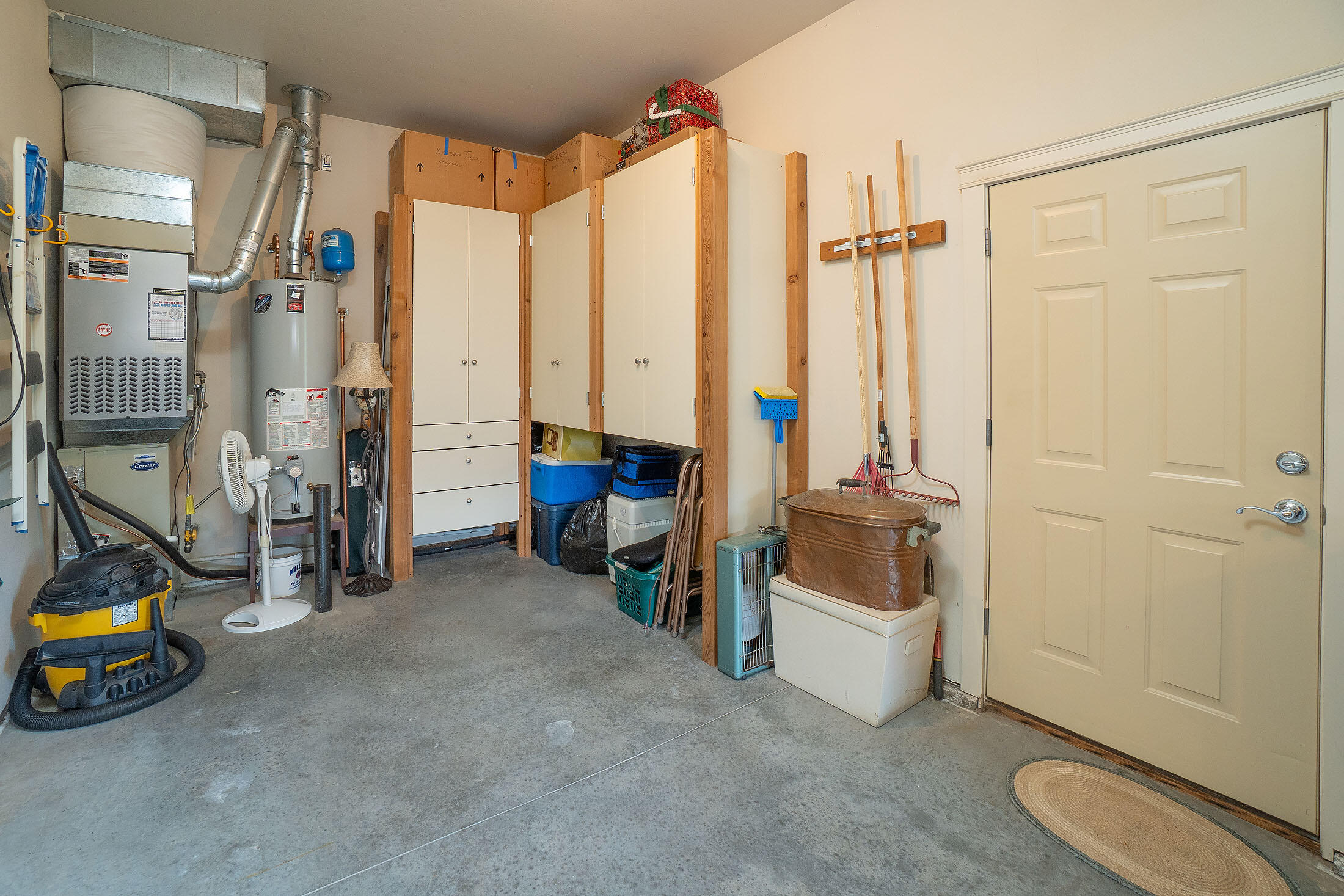 Bend, Oregon, 97702, United States, 3 Bedrooms Bedrooms, ,2 BathroomsBathrooms,Residential,For Sale,1883442