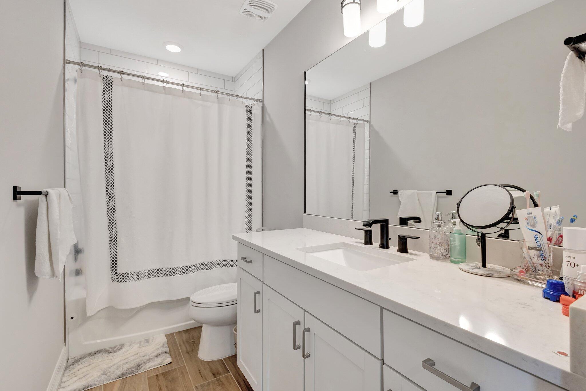 Lake Worth, Florida, 33467, United States, 5 Bedrooms Bedrooms, ,3 BathroomsBathrooms,Residential,For Sale,1838000