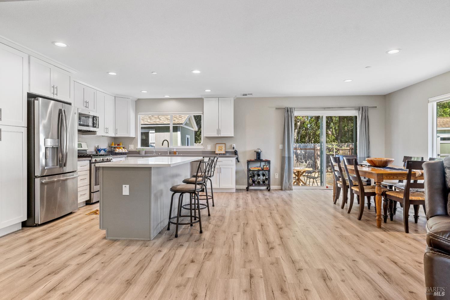 Petaluma, California, 94952, United States, 3 Bedrooms Bedrooms, ,2 BathroomsBathrooms,Residential,For Sale,1914314