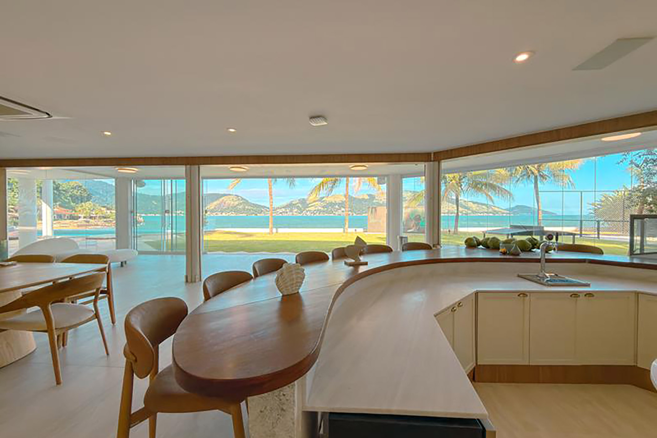  Beachfront residence with 9 suites and complete leisure structure in Mangaratiba - 物件實景