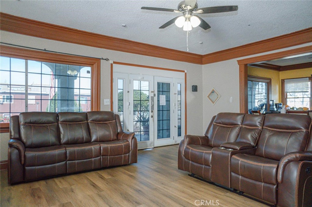 Los Angeles, California, 90061, United States, 14 Bedrooms Bedrooms, ,8 BathroomsBathrooms,Residential,For Sale,1855193