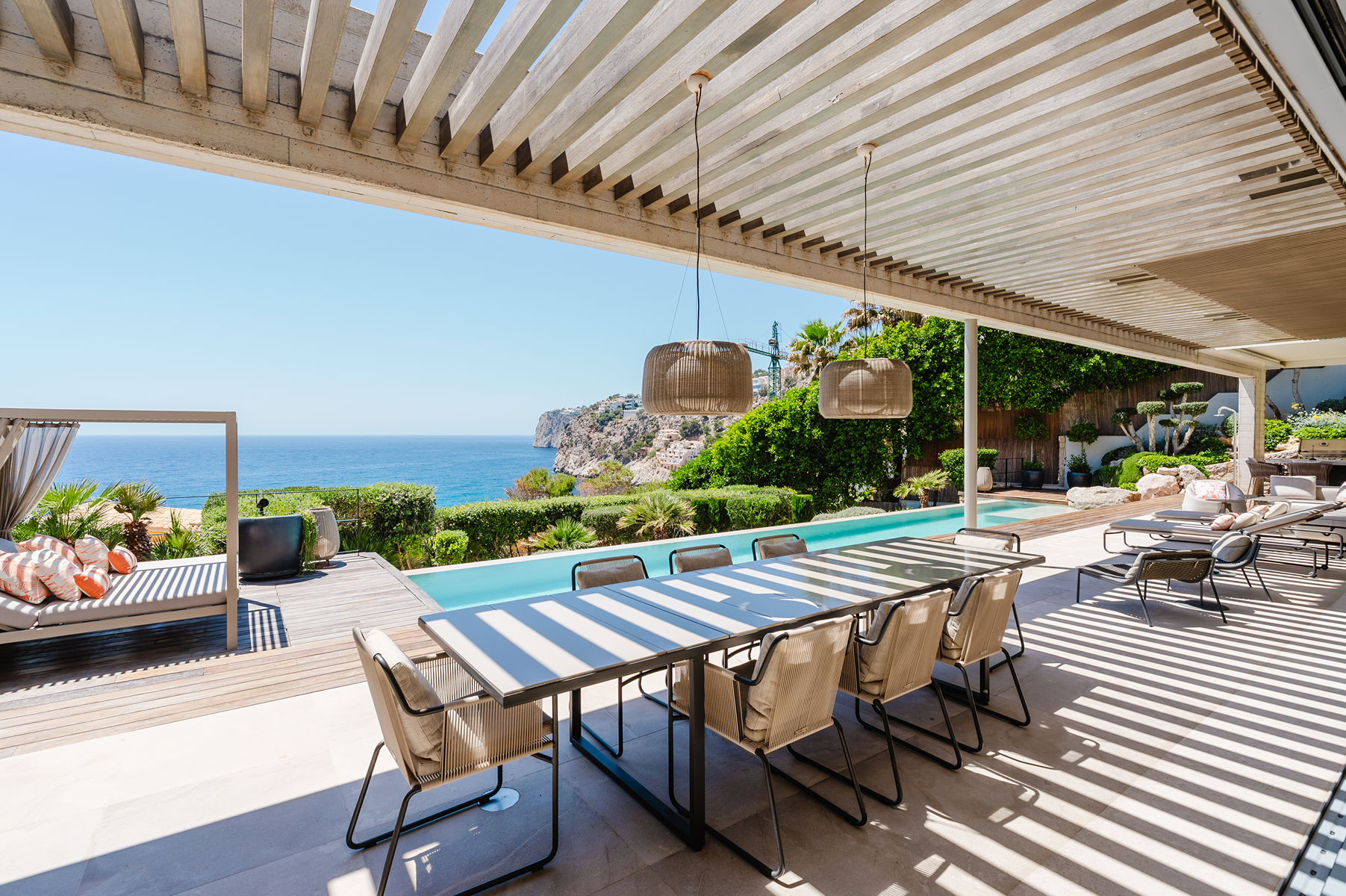  Villa in Cala Llamp with sea view, infinity pool, and spa area - 物件實景