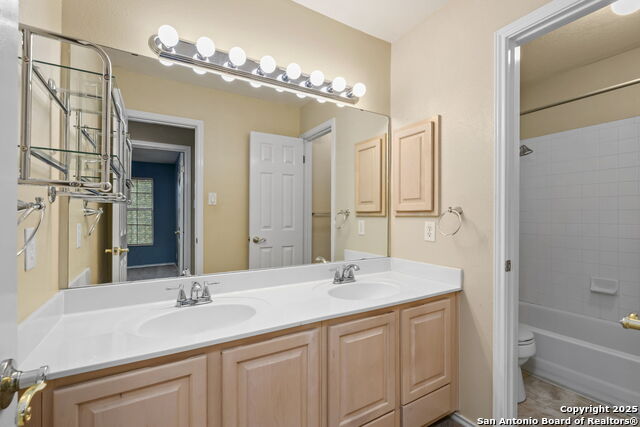 San Antonio, Texas, 78248, United States, 5 Bedrooms Bedrooms, ,4 BathroomsBathrooms,Residential,For Sale,1868454