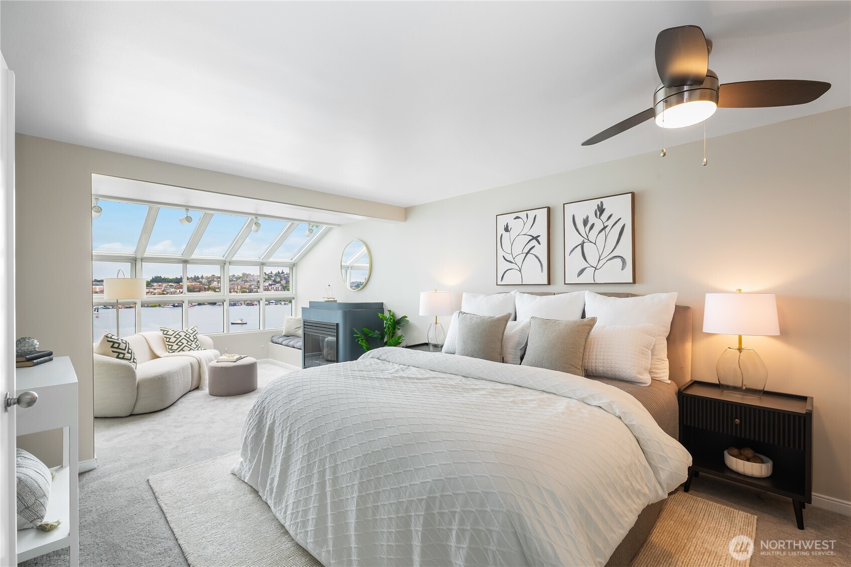 Seattle, Washington, 98109, United States, 2 Bedrooms Bedrooms, ,2 BathroomsBathrooms,Residential,For Sale,1901490